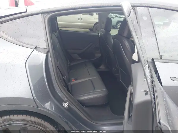 7SAYGDEF6PF668595 2023 TESLA MODEL Y - Image 8