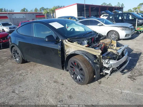 7SAYGDEF6PF702745 2023 TESLA MODEL Y - Image 1