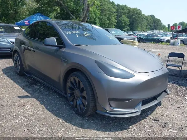 7SAYGDEF6PF705175 2023 TESLA MODEL Y - Image 1