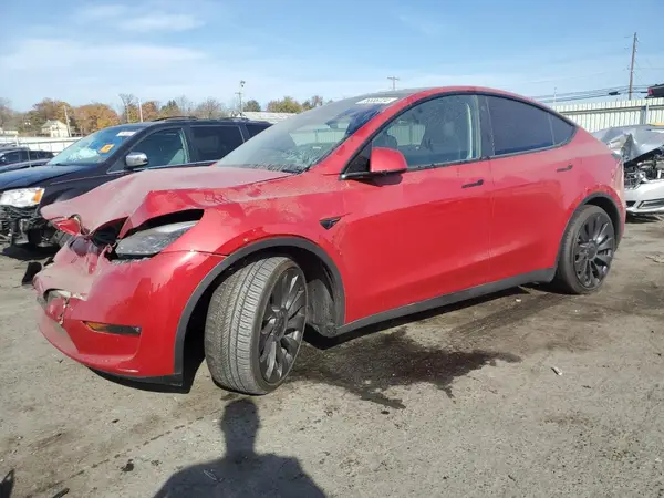 7SAYGDEF6PF708965 2023 TESLA MODEL Y - Image 1