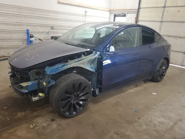 7SAYGDEF6PF711526 2023 TESLA MODEL Y - Image 1