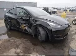 7SAYGDEF6PF744591 2023 TESLA MODEL Y