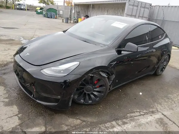 7SAYGDEF6PF744591 2023 TESLA MODEL Y - Image 2