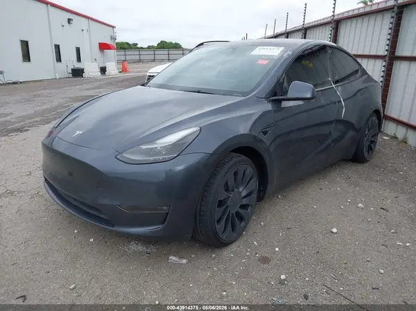 7SAYGDEF6PF766073 2023 TESLA MODEL Y - Image 2