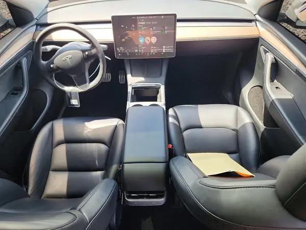 7SAYGDEF6PF788610 2023 TESLA MODEL Y - Image 8