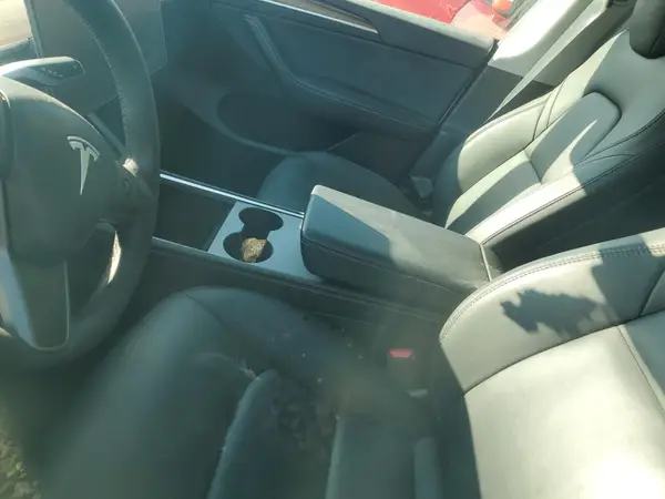 7SAYGDEF6PF789000 2023 TESLA MODEL Y - Image 8