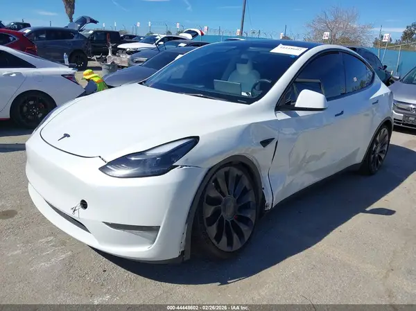 7SAYGDEF6PF789854 2023 TESLA MODEL Y - Image 2