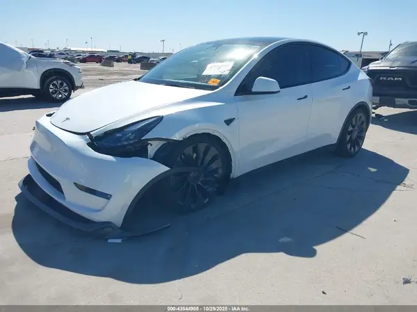 7SAYGDEF6PF801002 2023 TESLA MODEL Y - Image 2