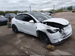 7SAYGDEF6PF813201 2023 TESLA MODEL Y