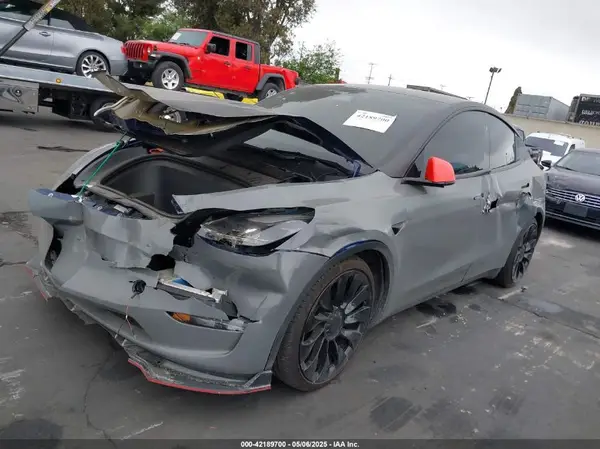 7SAYGDEF6PF826689 2023 TESLA MODEL Y - Image 2