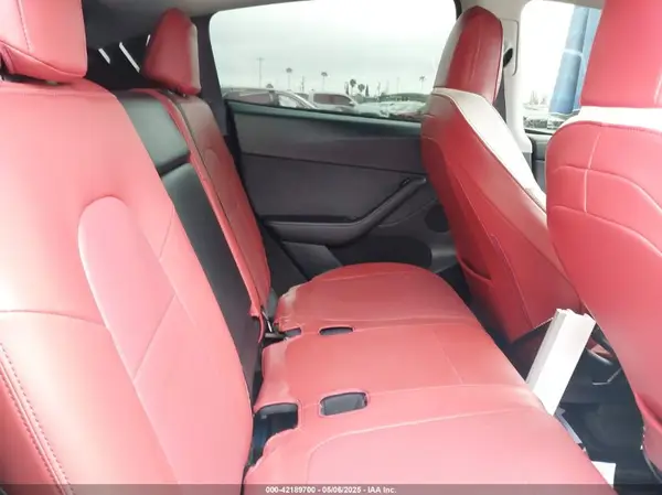7SAYGDEF6PF826689 2023 TESLA MODEL Y - Image 8