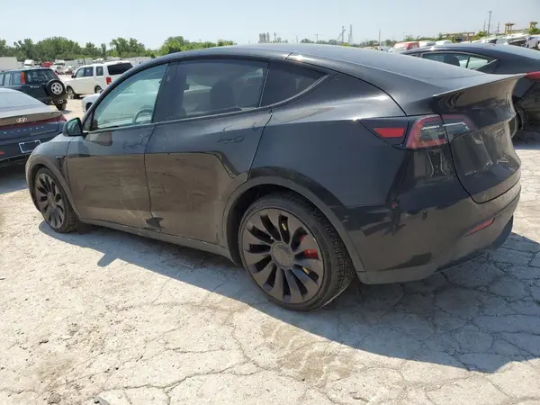 7SAYGDEF6PF866836 2023 TESLA MODEL Y - Image 2