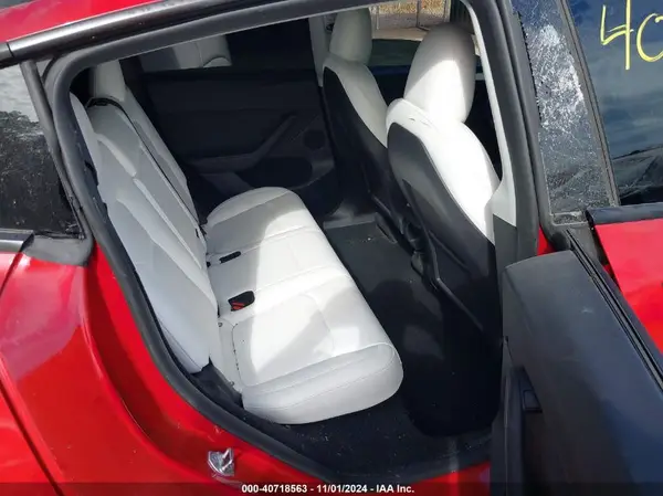 7SAYGDEF6PF870935 2023 TESLA MODEL Y - Image 8