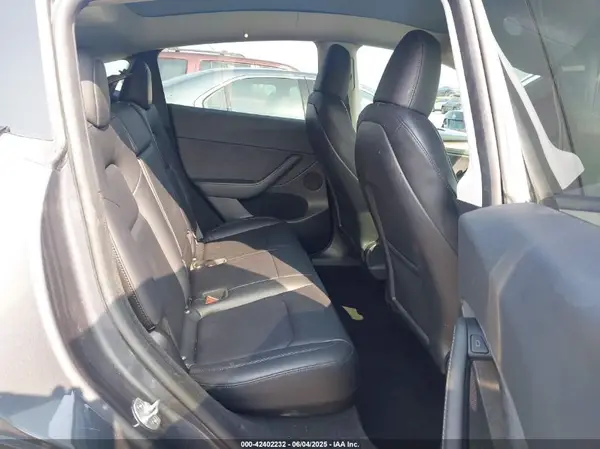 7SAYGDEF6PF872801 2023 TESLA MODEL Y - Image 8
