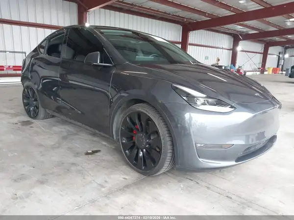 7SAYGDEF6PF888402 2023 TESLA MODEL Y - Image 1