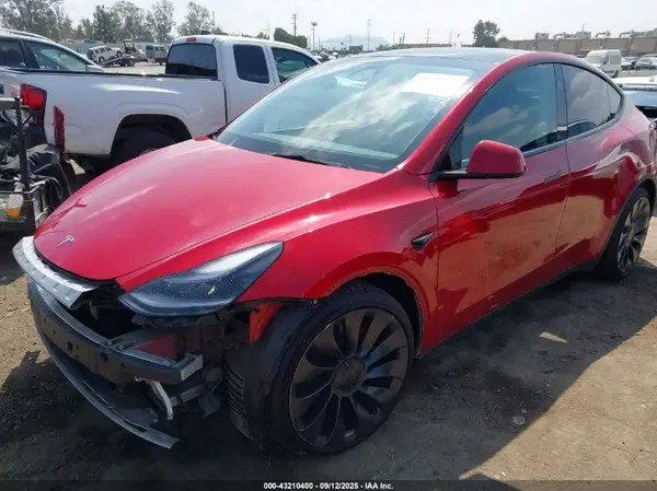 7SAYGDEF6PF898895 2023 TESLA MODEL Y - Image 2