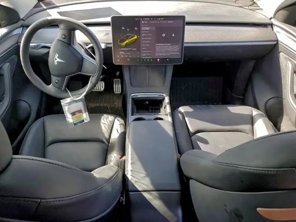 7SAYGDEF6PF917588 2023 TESLA MODEL Y - Image 8