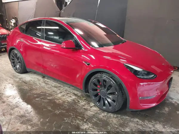 7SAYGDEF6PF925397 2023 TESLA MODEL Y - Image 1