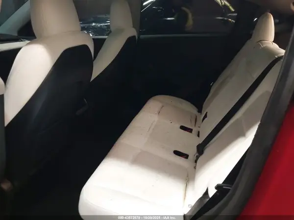 7SAYGDEF6PF925397 2023 TESLA MODEL Y - Image 8