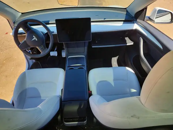 7SAYGDEF6PF936786 2023 TESLA MODEL Y - Image 8
