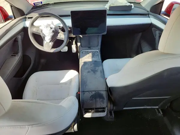 7SAYGDEF6PF947643 2023 TESLA MODEL Y - Image 8
