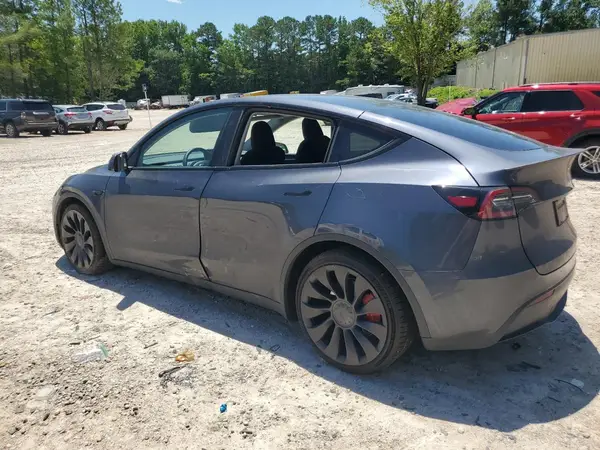 7SAYGDEF6PF979444 2023 TESLA MODEL Y - Image 2
