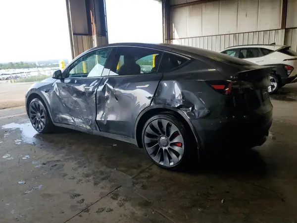 7SAYGDEF6RA303351 2024 TESLA MODEL Y - Image 2