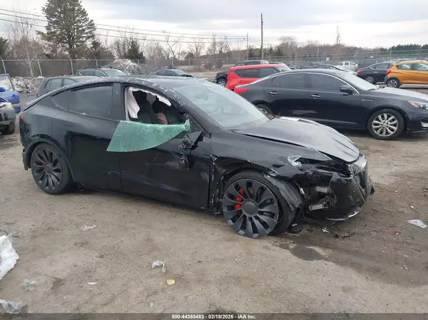 7SAYGDEF6RA303642 2024 TESLA MODEL Y - Image 1