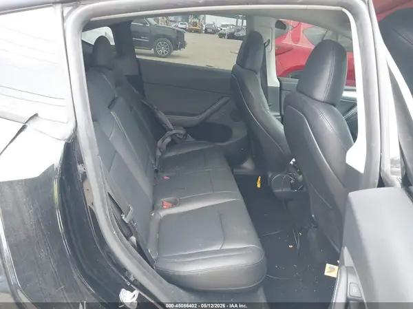 7SAYGDEF6RA304094 2024 TESLA MODEL Y - Image 8