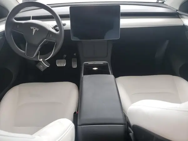 7SAYGDEF6RF048994 2024 TESLA MODEL Y - Image 8