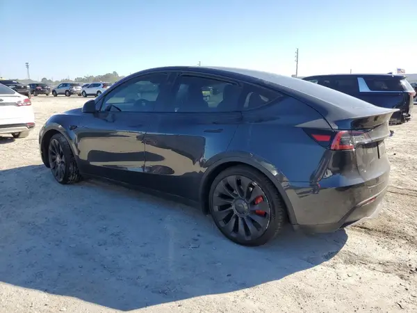 7SAYGDEF6RF054133 2024 TESLA MODEL Y - Image 2