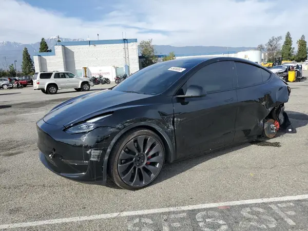 7SAYGDEF6RF058490 2024 TESLA MODEL Y - Image 1