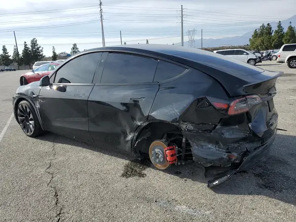 7SAYGDEF6RF058490 2024 TESLA MODEL Y - Image 2