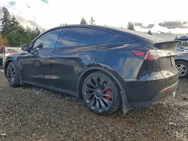 7SAYGDEF6RF061129 2024 TESLA MODEL Y - Image 2