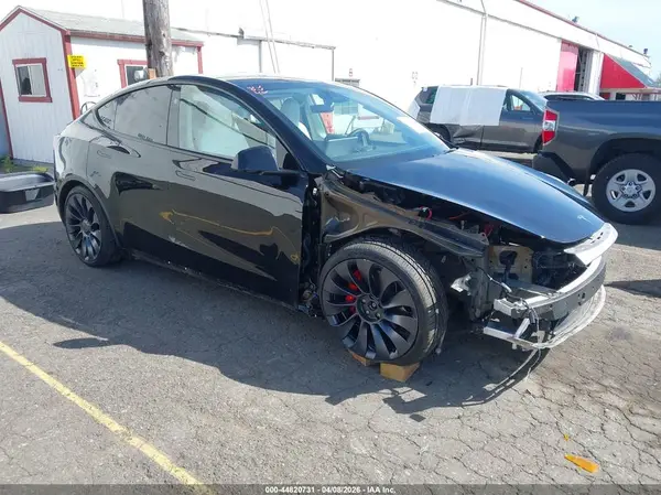 7SAYGDEF6RF077332 2024 TESLA MODEL Y - Image 1