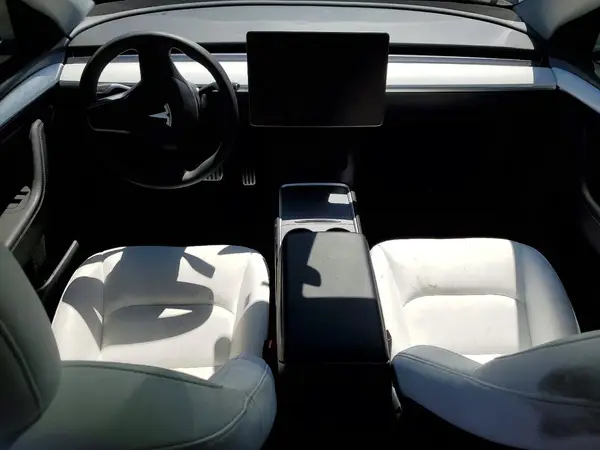 7SAYGDEF6RF080621 2024 TESLA MODEL Y - Image 8