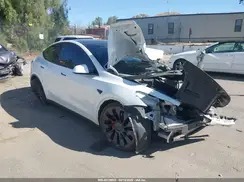 7SAYGDEF6RF123404 2024 TESLA MODEL Y