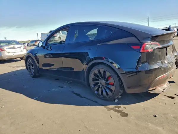 7SAYGDEF6SA348604 2025 TESLA MODEL Y - Image 2