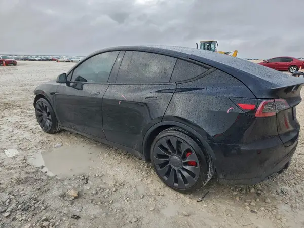 7SAYGDEF6SA374734 2025 TESLA MODEL Y - Image 2