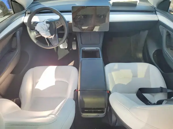 7SAYGDEF6SF243287 2025 TESLA MODEL Y - Image 8