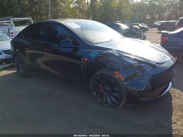 7SAYGDEF7NF309060 2022 TESLA MODEL Y - Image 1