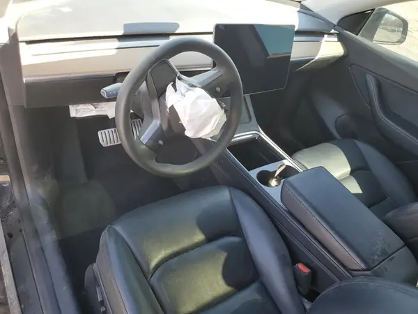 7SAYGDEF7NF329762 2022 TESLA MODEL Y - Image 8