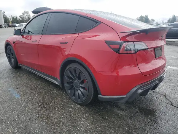 7SAYGDEF7NF335903 2022 TESLA MODEL Y - Image 2