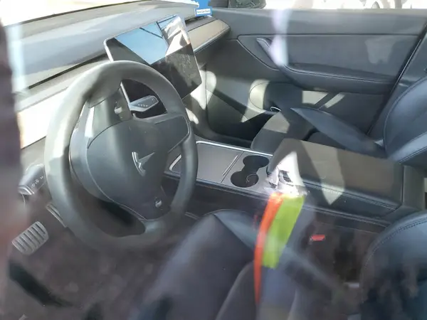 7SAYGDEF7NF337571 2022 TESLA MODEL Y - Image 8