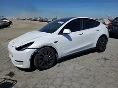 7SAYGDEF7NF396121 2022 TESLA MODEL Y
