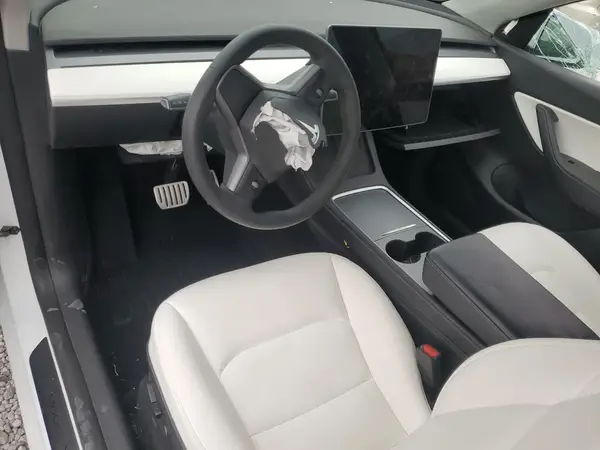7SAYGDEF7NF397222 2022 TESLA MODEL Y - Image 8