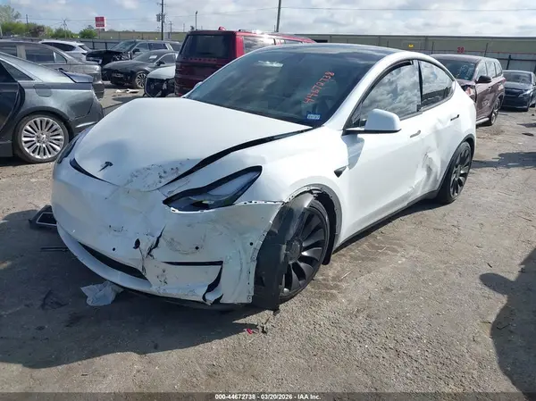 7SAYGDEF7NF399245 2022 TESLA MODEL Y - Image 2