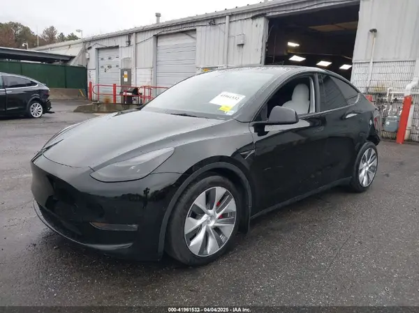 7SAYGDEF7NF403701 2022 TESLA MODEL Y - Image 2