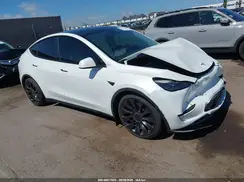 7SAYGDEF7NF405772 2022 TESLA MODEL Y