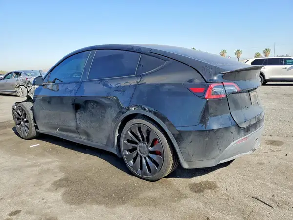 7SAYGDEF7NF407781 2022 TESLA MODEL Y - Image 2